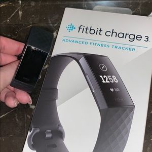 Fitbit Charge 3